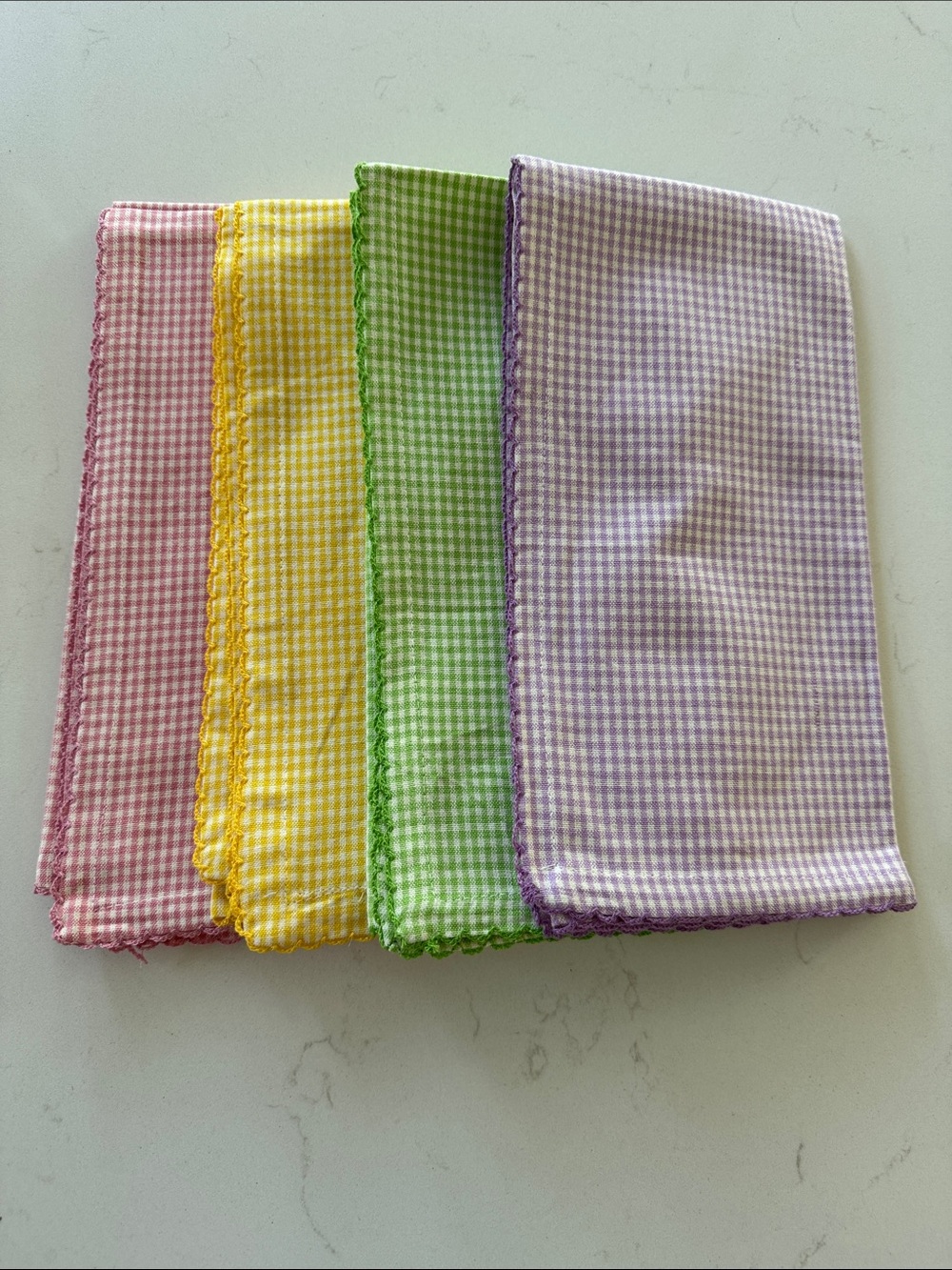 Pier 1 napkin set of 4. Gingham print Pink, Yellow, Green, Purple NWOT